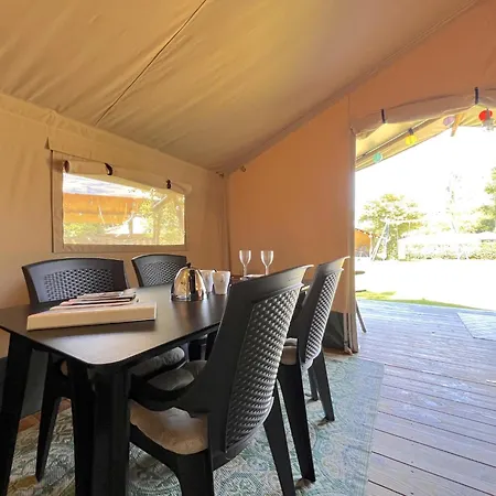 Luksusowy namiot De Bij *