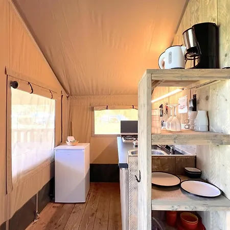 De Bij Vakantiehuis Hulshorst