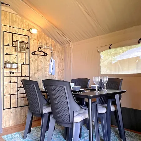Vakantiehuis De Bij *